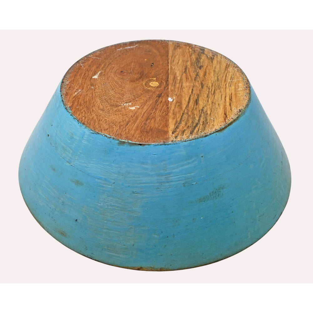 Turquoise antique finish wooden fruit bowl, rim detail