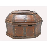 Vintage Handcrafted Wooden Storage Chest – Rustic Trunk with Metal Studs - 2026082005UNQ