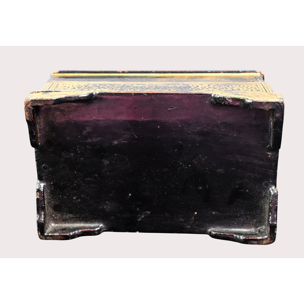 Alternate view of antique lacquered jewellery box