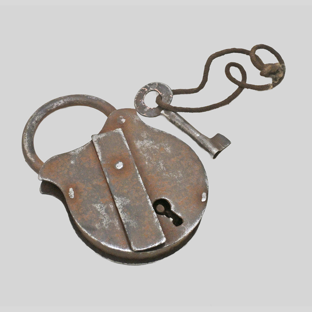 antique Aligarh iron padlock with key, alternate angle