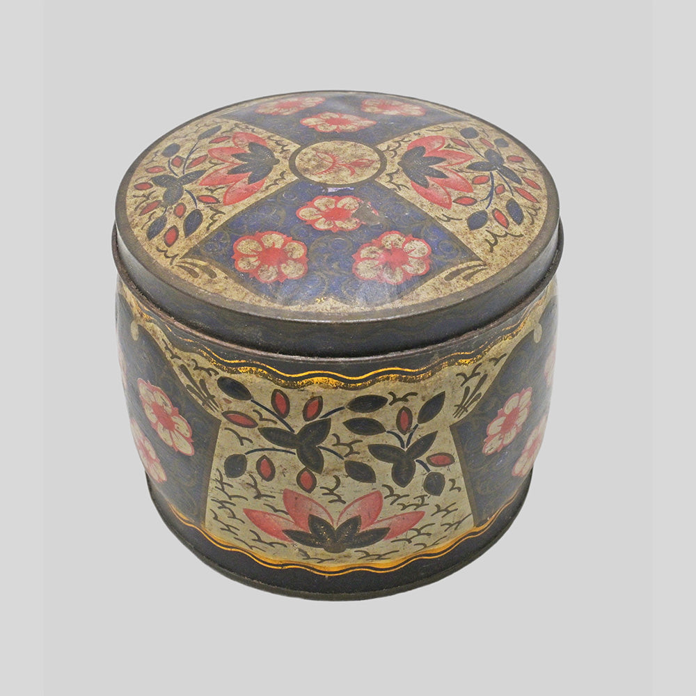 Vintage William Crawford & Sons Biscuit Manufacturers Printed Iron Box – handcrafted vintage decor product image 3