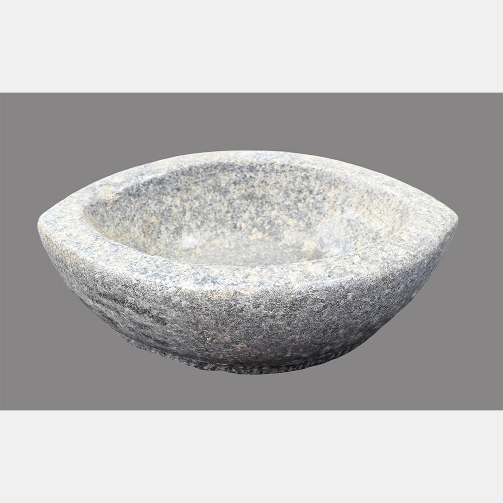 Deep grinding surface of white marble Karal bowl