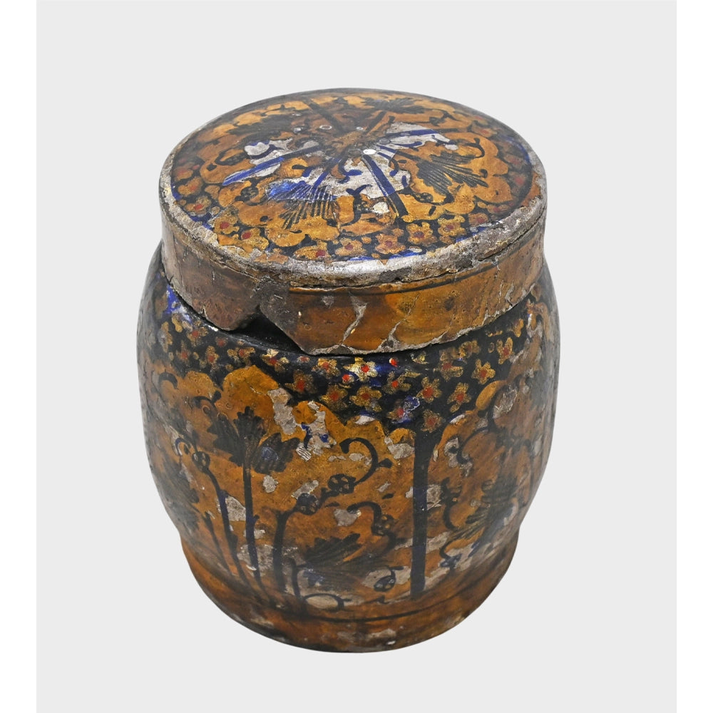 Painted papier-mâché box, angled view