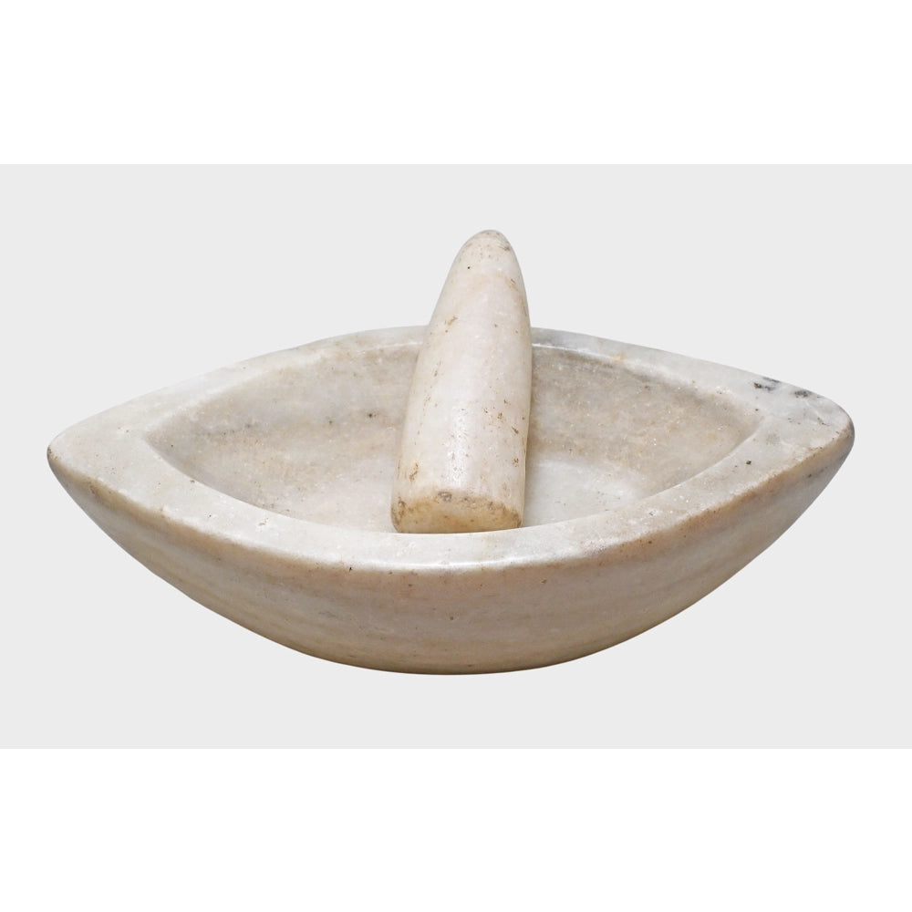 White marble spice grinder, alternate product view