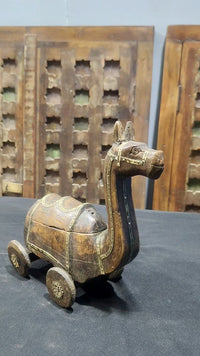 Handcrafted Wooden Camel Shaped Spice Box – Traditional Indian Antique Finish - 2026081918UNQ
