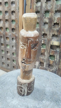 Handcrafted Tribal Wooden Head Sculpture – Rustic Brown Distressed Finish - 2026081211UNQ