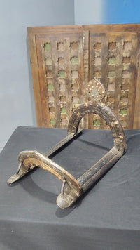 Antique Handcrafted Iron Horse Riding Stirrup – Rustic Equestrian Saddle Footrest - 2026082006UNQ